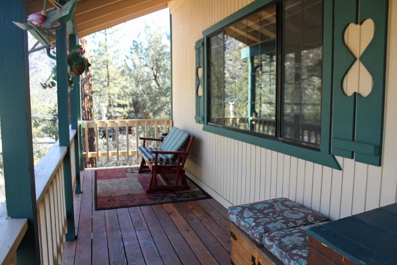 The Old Bear Bnb Pine Mountain Club Bagian luar foto