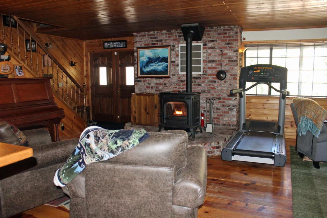 The Old Bear Bnb Pine Mountain Club Bagian luar foto